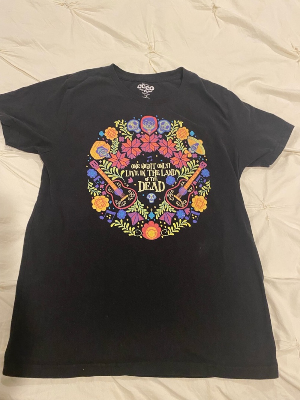 Disney Coco Women’s Short Sleeve Graphic Shirt Size Medium